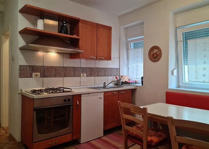 아파트 Dana 보베츠